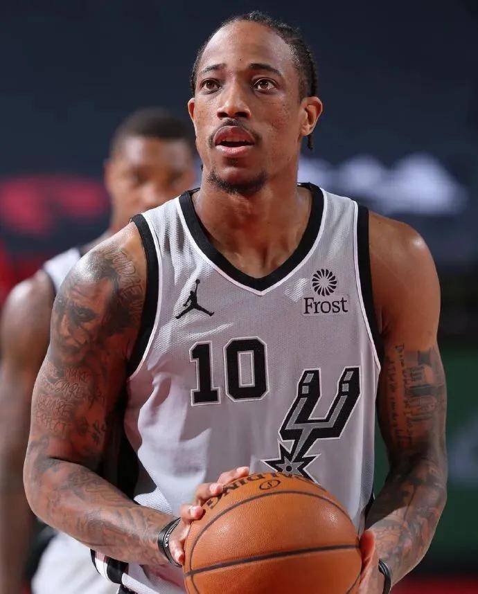 开云体育官方网址-关于转会期巴黎圣日耳曼调整名单以备全明星赛，回应争议环节打磨，底气十足，细节决定成败的信息