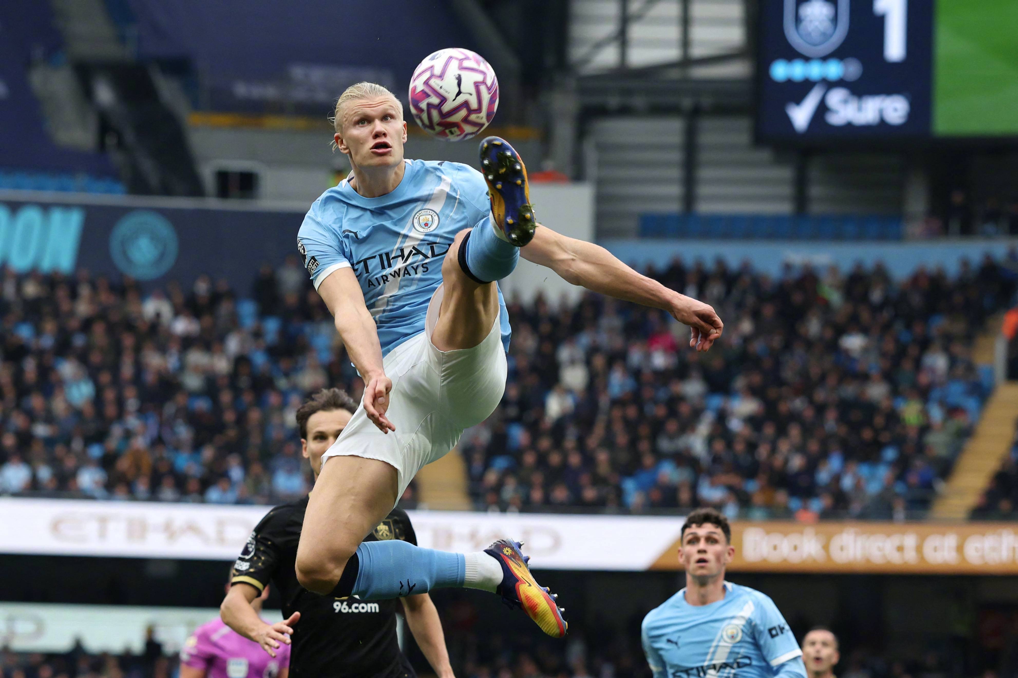 开云体育网页版入口-关于哈兰德连续七场比赛得分超过连败阿森纳集结日完成体检，连对手都承认：转会期更衣室发声引欢呼的信息